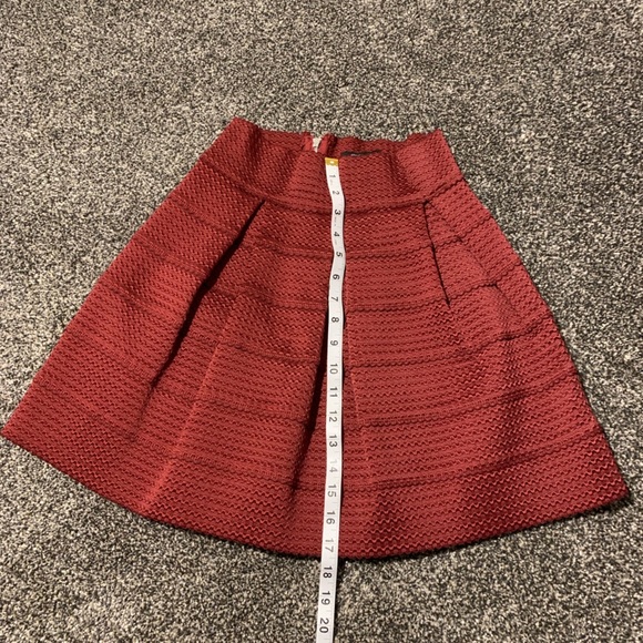 Skirt - Burgundy - Picture 7 of 8